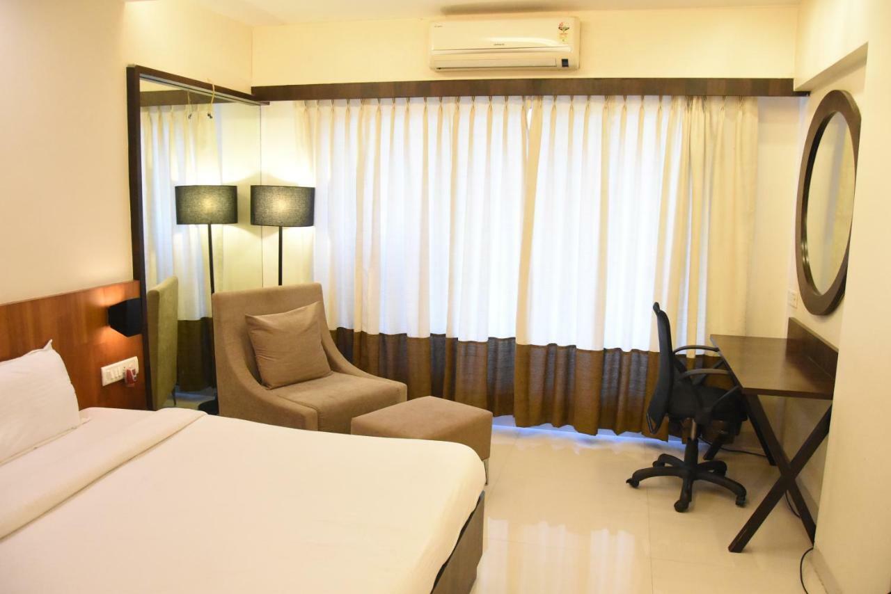 Hotel Landmark Ratnagiri Exterior photo